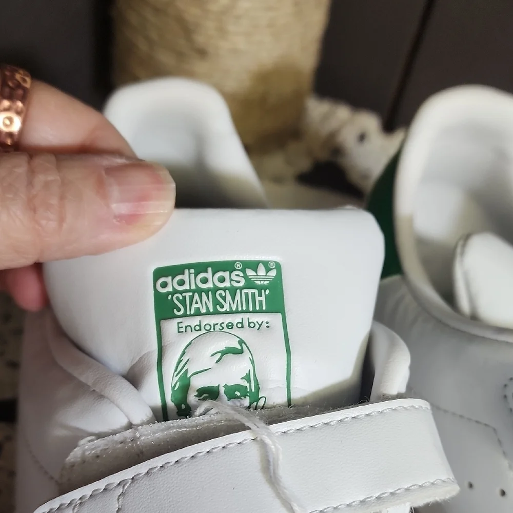 Adidas Stan Smith White and Green Velcro Sneakers Mens Size 8